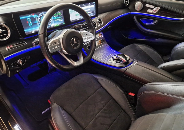 Mercedes-Benz Klasa E cena 149900 przebieg: 103000, rok produkcji 2019 z Włocławek małe 742